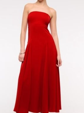 NWT Abercrombie Godet Clasp Ruby Red Strapless Maxi Dress Small P Bridesmaid S